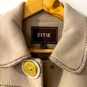 Womens Size 8 warm trench coat